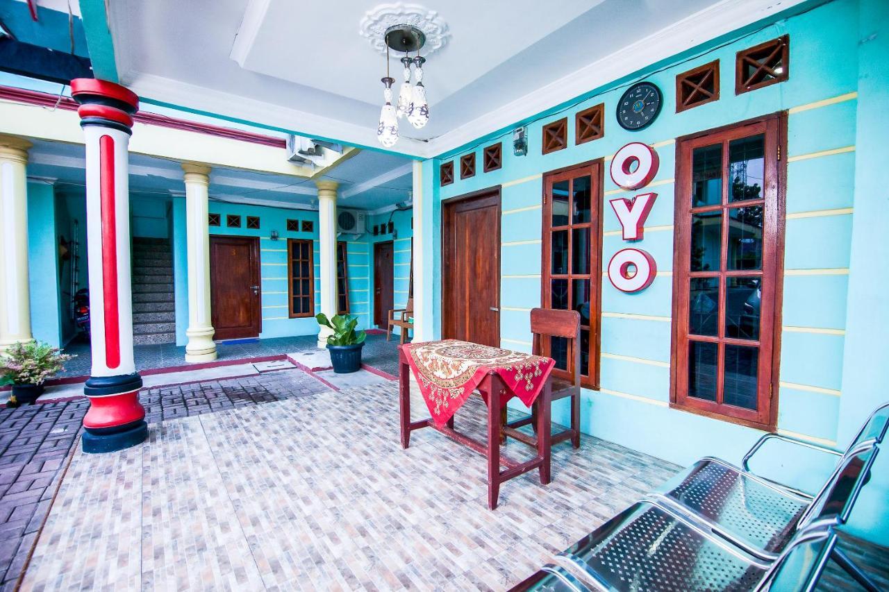 Oyo 796 Penginapan Fergael Pematangsiantar Exterior photo